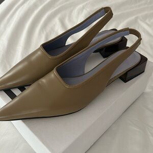 NWOT. Ganni kitten heel with tortoise block heel